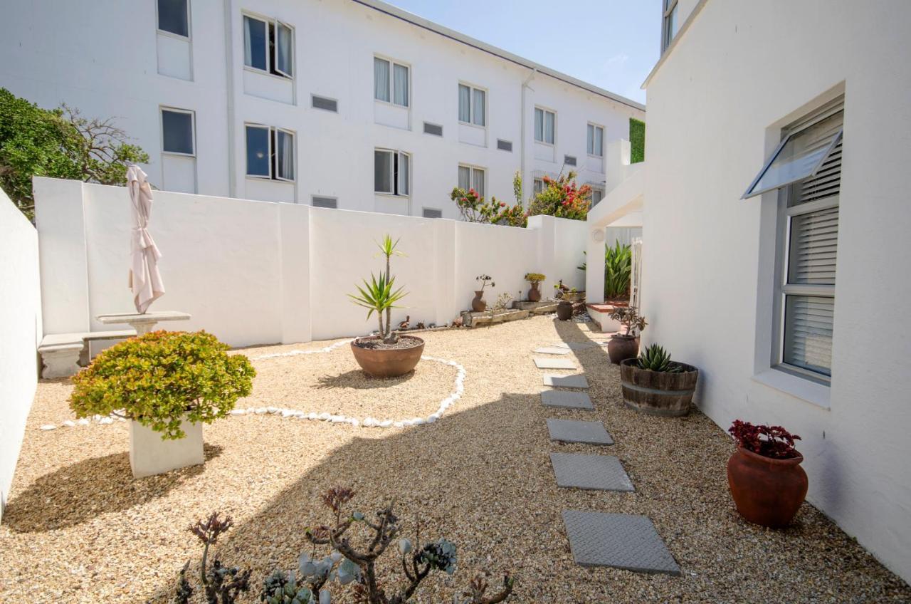 Small Bay Guest House Bloubergstrand Eksteriør bilde
